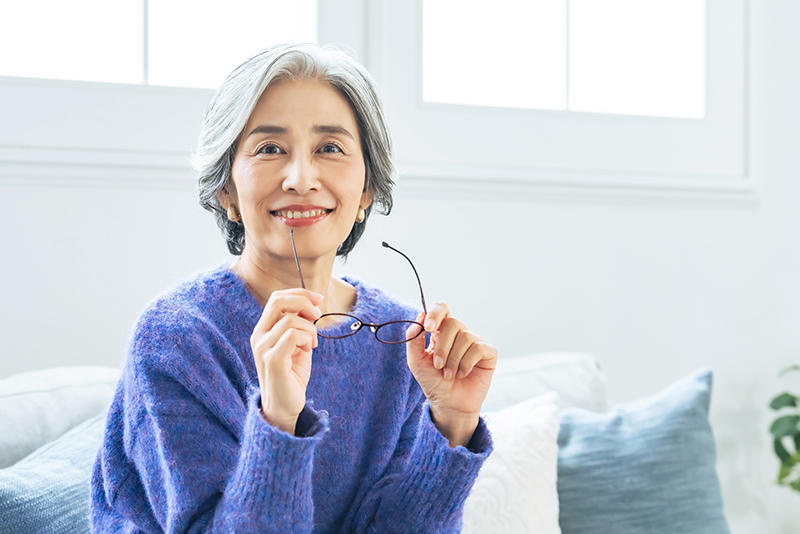 LASIK vs Glasses vs Contact Lenses: Which Is Right for Your Lifestyle?